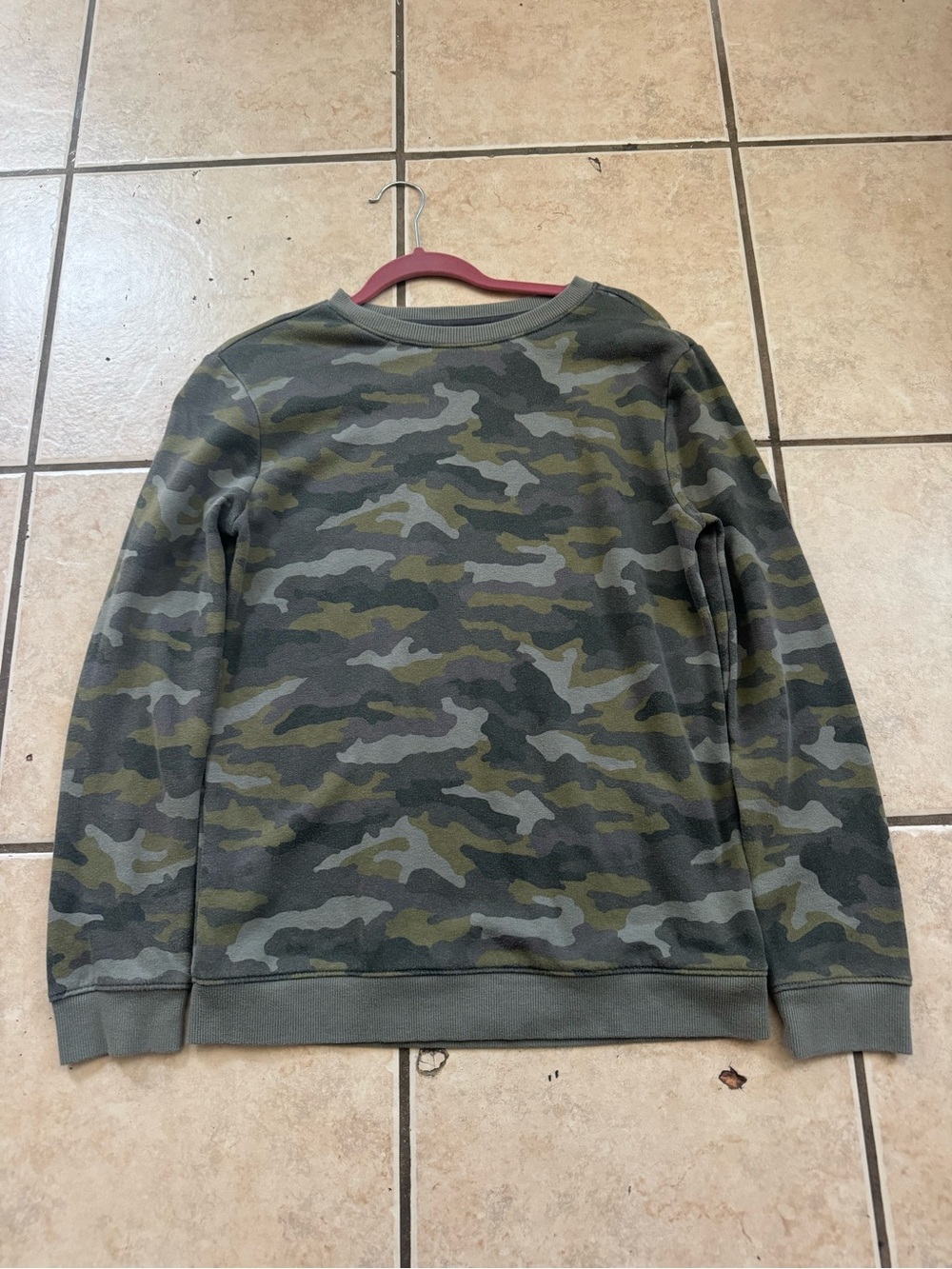 Cat & Jack Men's Camo Crewneck Sweater - Olive Green & Gray